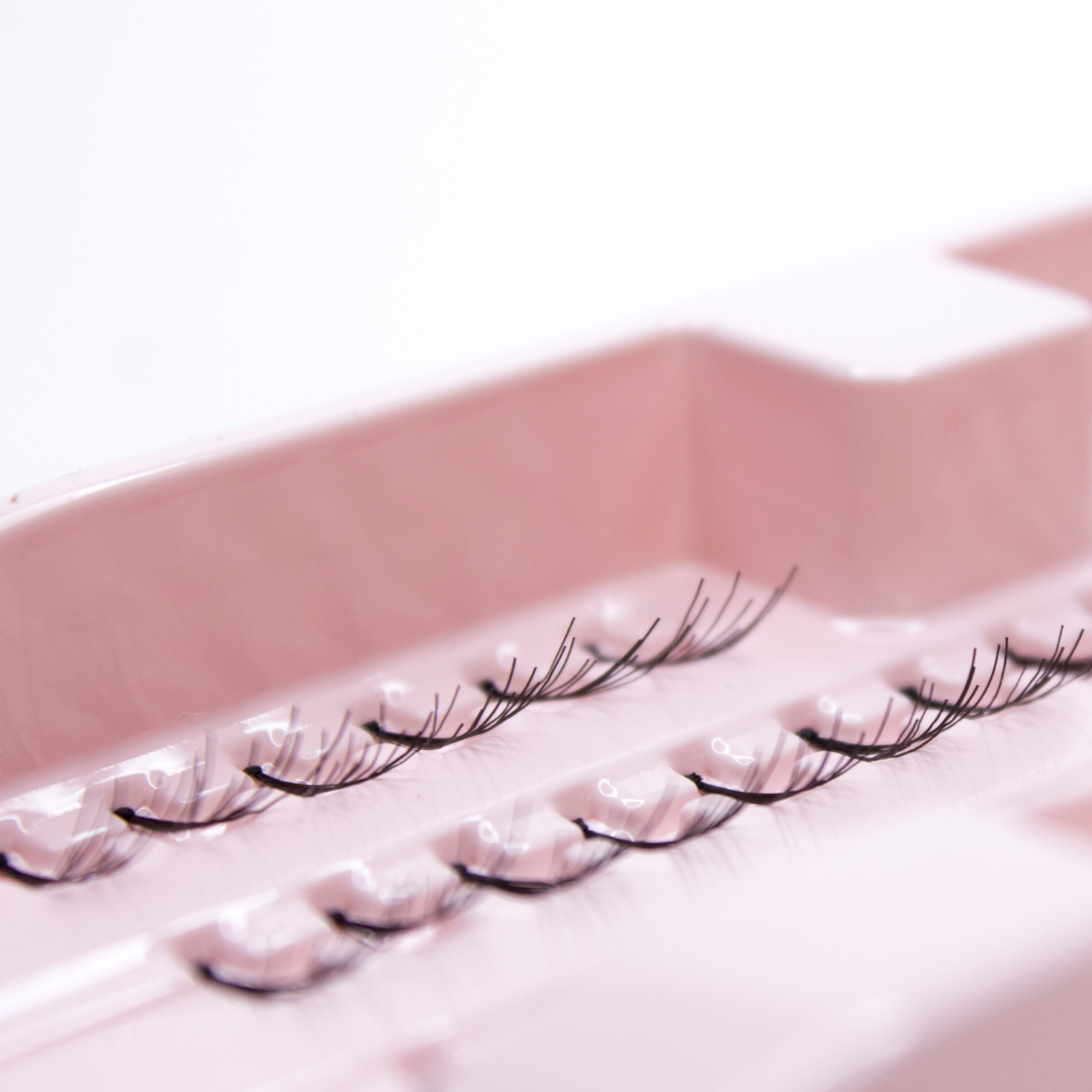 tray of individual cluster tab lashes from the drugstore