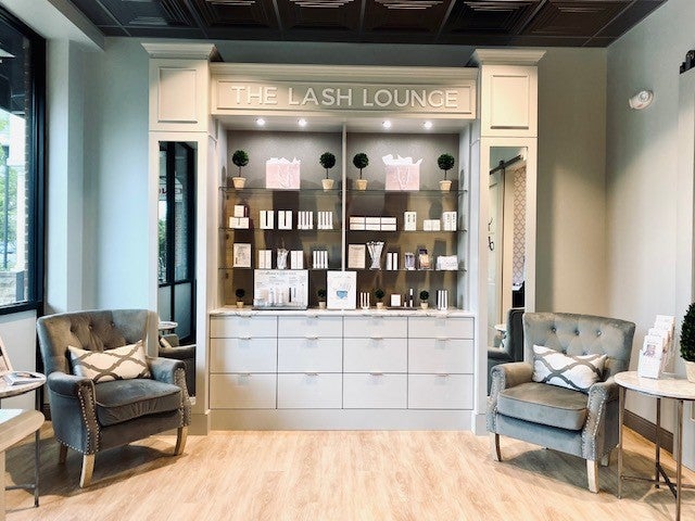 Lobby of The Lash Lounge Franklin South Salon