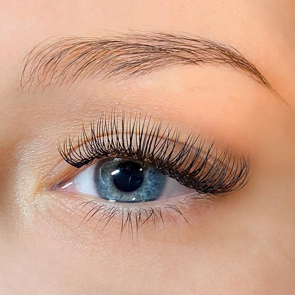 a full set of 'classic: level 2' eyelash extensions from The Lash Lounge