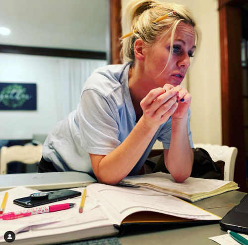 blonde woman who is a teacher conducting virtual learning with lash extensions