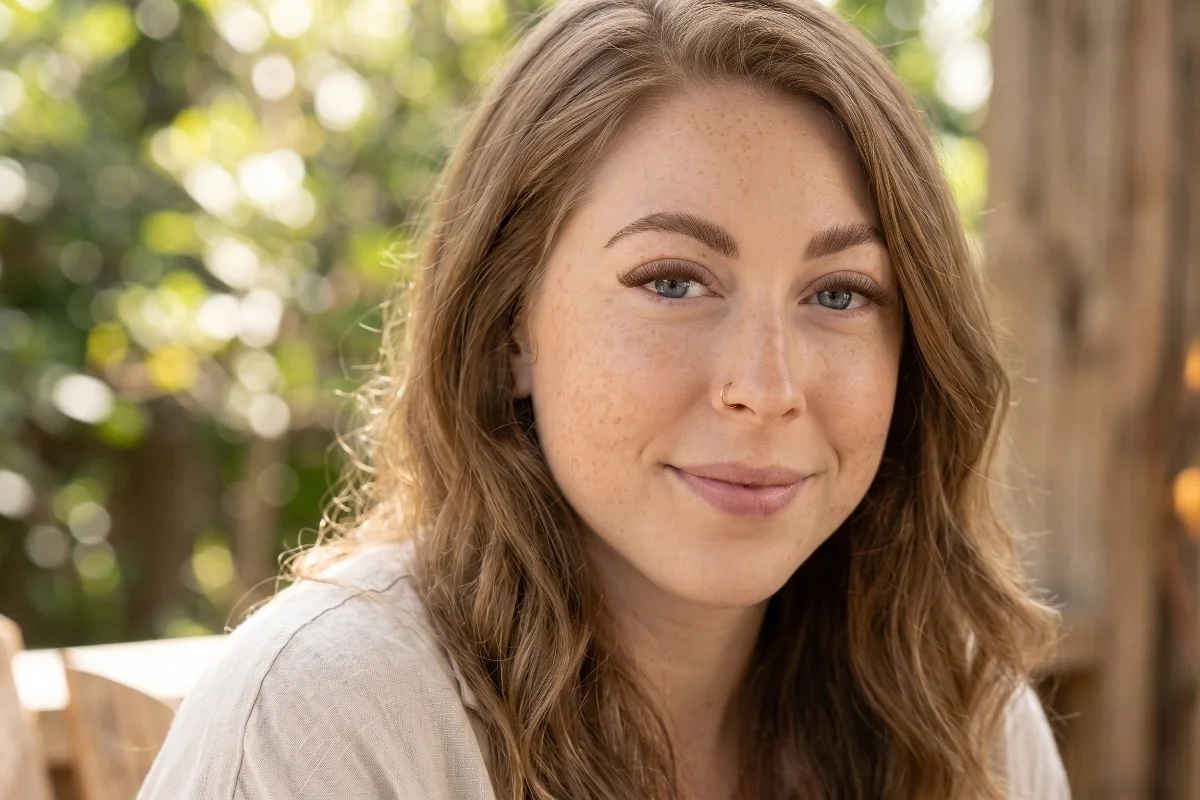 Woman wearing brown lash extensions.