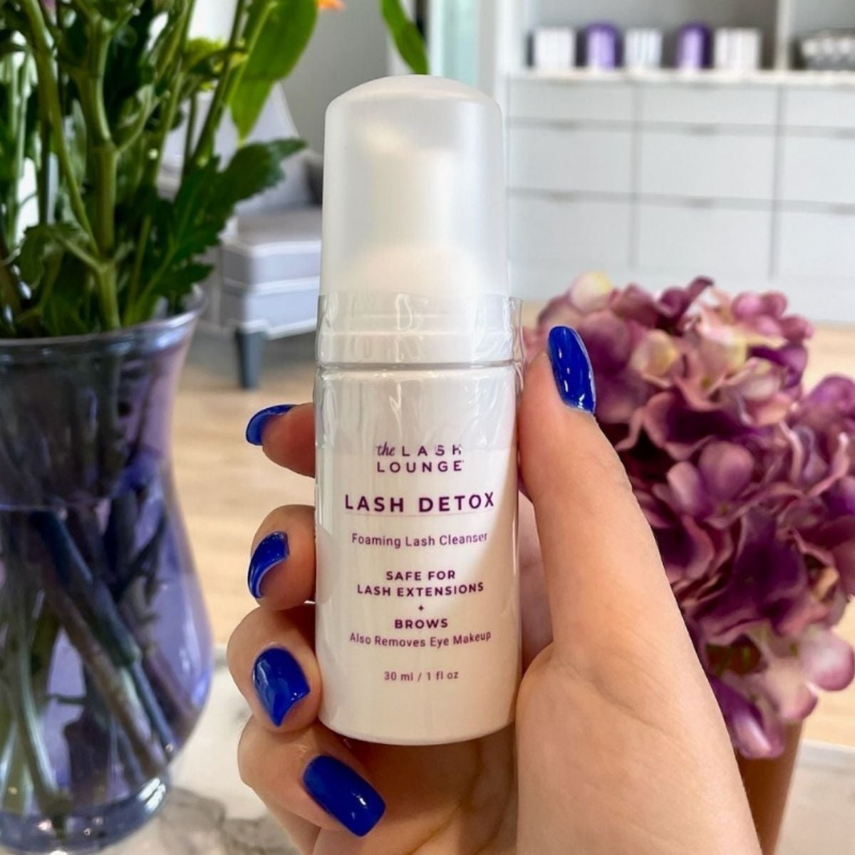Bottle of The Lash Lounge's Lash Detox Foaming Cleanser